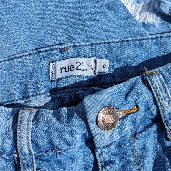 Rue 21 heavy distressed skinny jeans - Picture 4 of 5